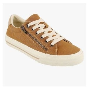 Taos Golden Tan Sz 8 Z-Soul Sneakers